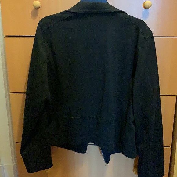 Jacket - Picture 2 of 4